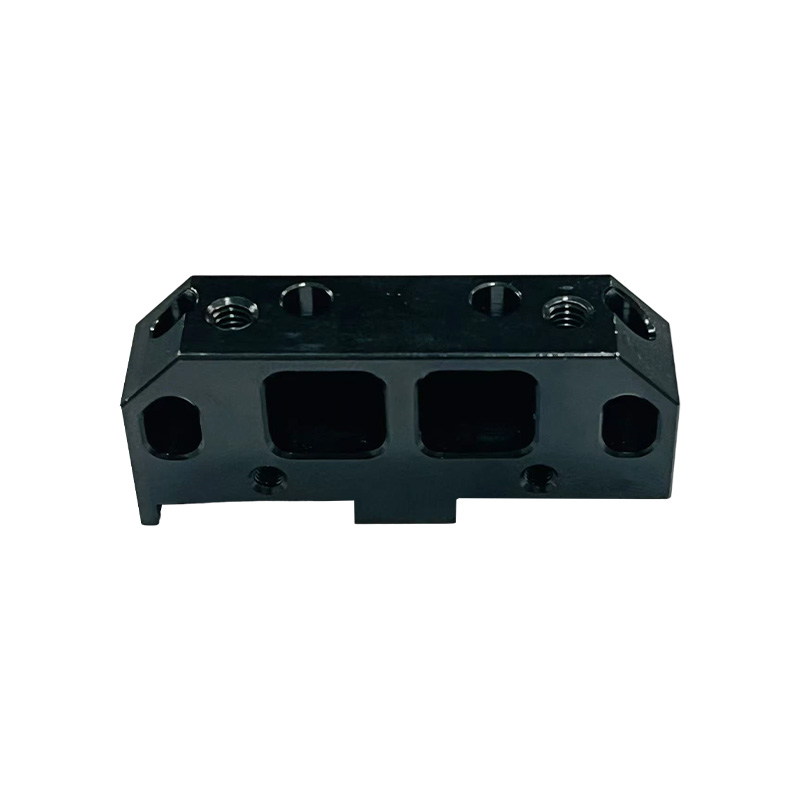 Do photovoltaic connectors reduce the impact of electromagnetic interference (EMI) on monitoring signal transmission?